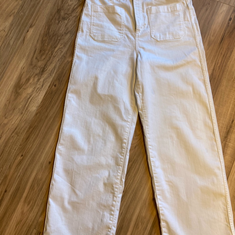 Wide Leg High Waisted Jeans